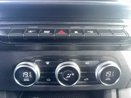 Photo 88 Renault Kangoo  VAN BLUE DCI 115 EDC