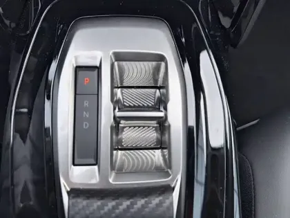 Photo 13 Peugeot 208  Hybrid 110 e-DCS6