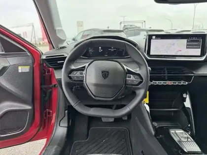 Photo 8 Peugeot 208  Hybrid 110 e-DCS6