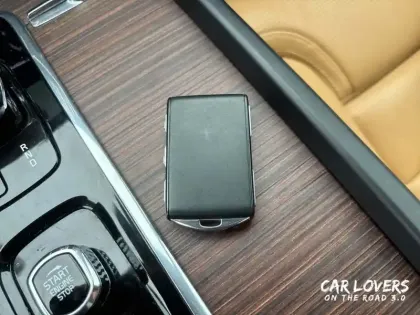 Photo 29 Volvo Xc60  B4 (Diesel) 197 ch Geartronic 8