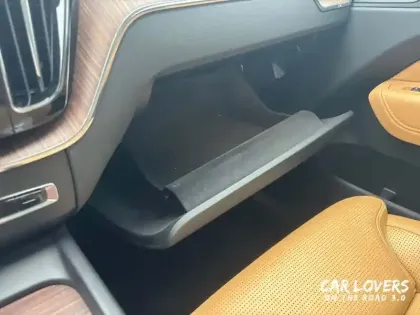 Photo 24 Volvo Xc60  B4 (Diesel) 197 ch Geartronic 8