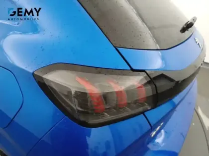 Photo 16 Peugeot 208  BlueHDi 100 S&S BVM6