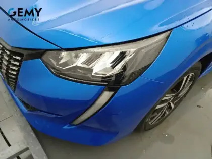 Photo 15 Peugeot 208  BlueHDi 100 S&S BVM6