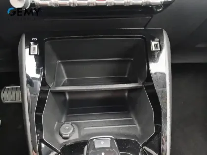 Photo 60 Peugeot 208  Electrique 50 kWh 136ch