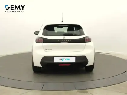 Photo 48 Peugeot 208  Electrique 50 kWh 136ch