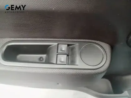 Photo 11 Renault Twingo  III E-Tech