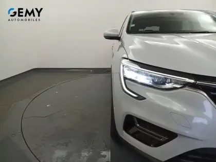 Photo 35 Renault Arkana  E-Tech 145 - 21B