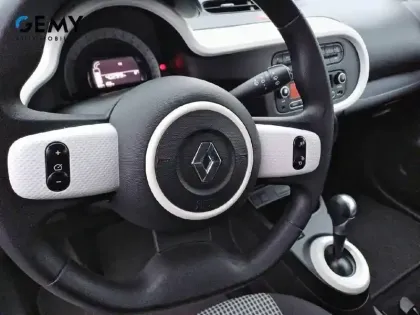 Photo 14 Renault Twingo  III Achat Intégral - 21