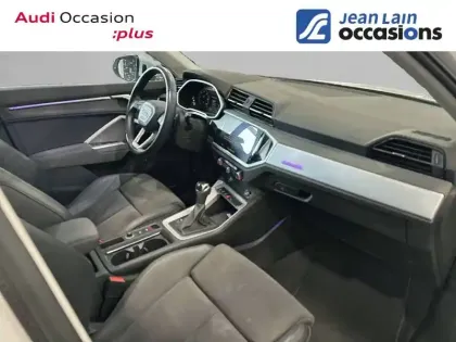 Photo 10 Audi Q3  35 TDI 150 ch S tronic 7 Quattro