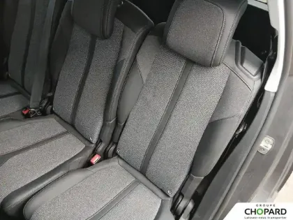 Photo 17 Peugeot 5008  PureTech 130ch S&S EAT8