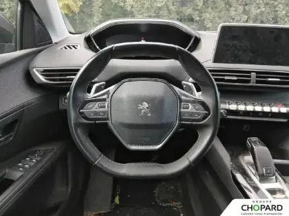 Photo 15 Peugeot 5008  PureTech 130ch S&S EAT8