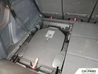 Photo 24 Peugeot 5008  PureTech 130ch S&S EAT8