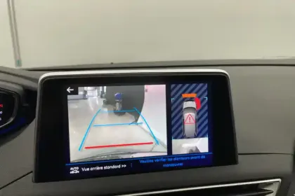 Photo 100 Peugeot 5008  PureTech 130ch S&S EAT8