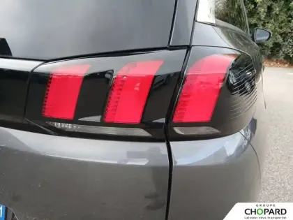 Photo 23 Peugeot 5008  PureTech 130ch S&S EAT8