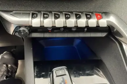 Photo 71 Peugeot 5008  PureTech 130ch S&S EAT8