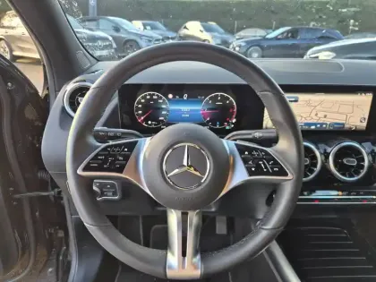 Photo 12 Mercedes GLA  200 d 8G-DCT 4Matic