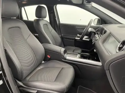 Photo 76 Mercedes GLA  200 d 8G-DCT 4Matic