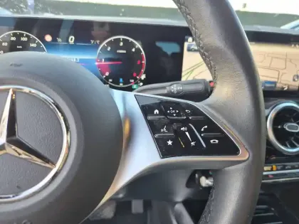 Photo 14 Mercedes GLA  200 d 8G-DCT 4Matic