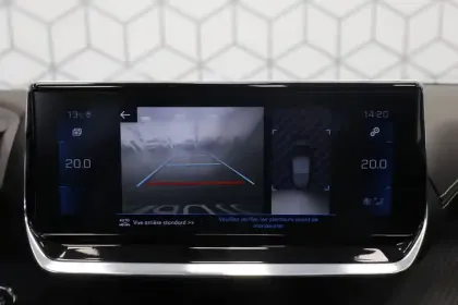 Photo 16 Peugeot 208  PureTech 100 S&S BVM6