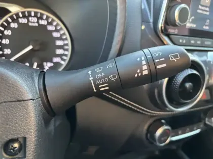 Photo 24 Nissan Juke  HYBRID 143