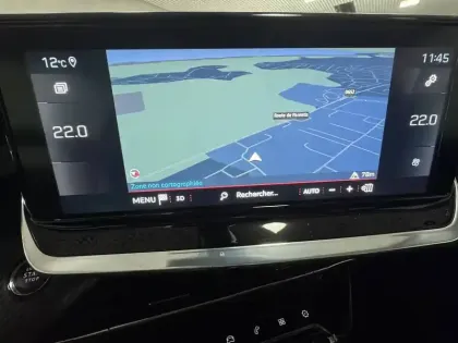 Photo 32 Peugeot 2008  PureTech 130 S&S EAT8