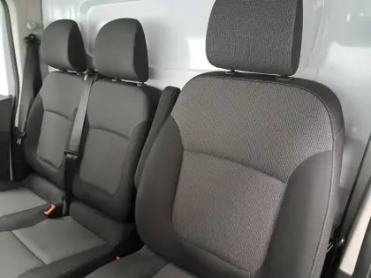 Photo 58 Renault Trafic Gén. III (F82) Ph3 NG Advance 4