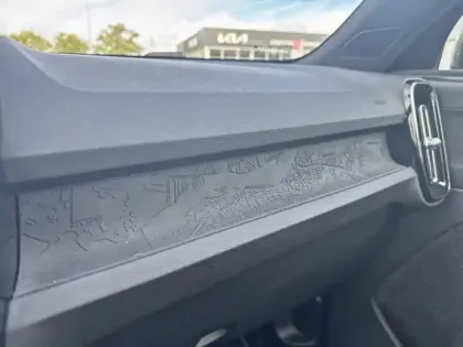 Photo 16 Volvo Xc40  Recharge 231 ch 1EDT