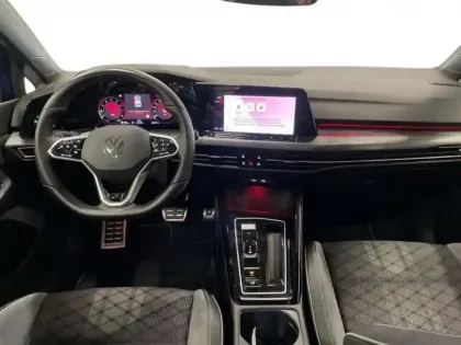 Photo 7 Volkswagen Golf 1.5 eTSI OPF 130 DSG7 R-Line