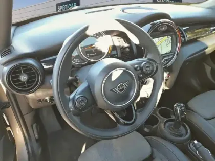 Photo 11 Mini Mini Hatch 5 Portes Cooper 136 ch BVA7 Edition Heddon Street