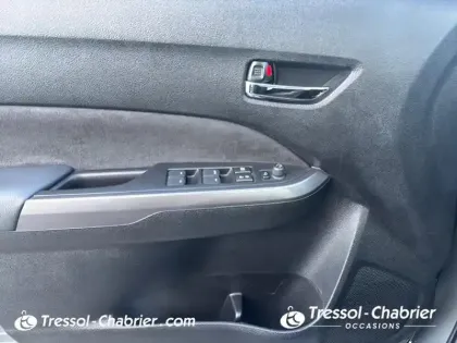 Photo 19 Suzuki Vitara  1.5 Dualjet Allgrip Hybrid Auto Privilège