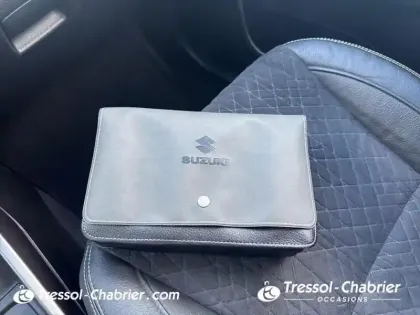 Photo 15 Suzuki Vitara  1.5 Dualjet Allgrip Hybrid Auto Privilège