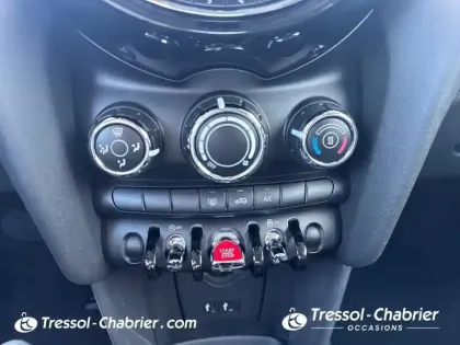 Photo 12 Mini Mini Hatch 3 Portes Cooper 136 ch BVA7 Finition Business