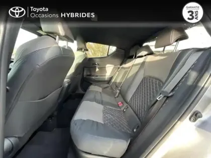 Photo 12 Toyota C-HR  122h Distinctive 2WD E-CVT MC19