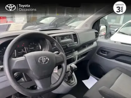 Photo 12 Toyota Proace  Combi Long 1.5 120 D-4D Dynamic RC22