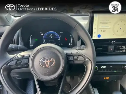 Photo 12 Toyota Yaris  116h Design 5p MY25