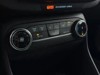 Photo 14 Ford Fiesta  1.0 Flexifuel 95ch Titanium Business 5p