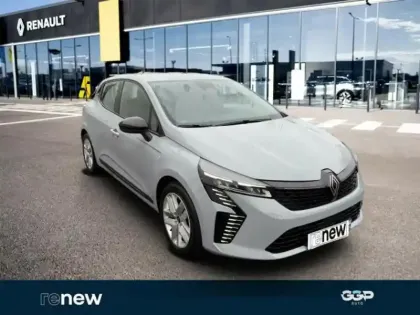 Photo 7 Renault Clio  1.6 E-Tech 145ch full hybrid Evolution - 24