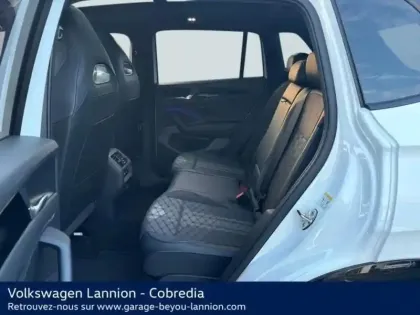 Photo 10 Volkswagen Tiguan  2.0 TDI 150ch R-Line Edition DSG7