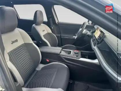 Photo 19 Jeep Compass  Electrique 213ch 157kw Altitude