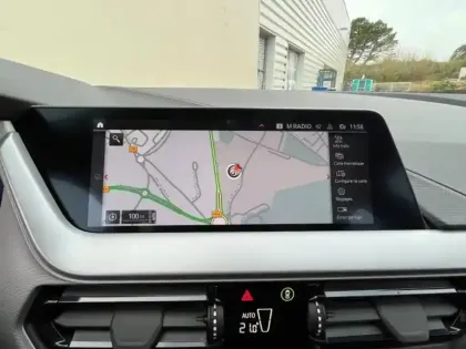 Photo 12 BMW Serie 1 Série 1 116d 116ch Business Design