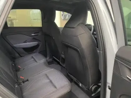 Photo 14 Audi Q3  1.5 e-hybrid 272ch S line S tronic 6