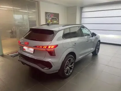 Photo 6 Audi Q3  1.5 e-hybrid 272ch S line S tronic 6