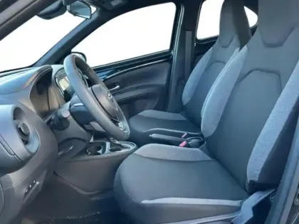 Photo 7 Toyota Aygo  X 1.0 VVT-i 72ch Dynamic S-CVT MY24