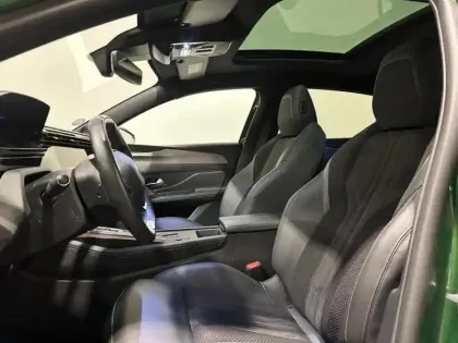 Photo 9 Peugeot 308  e- 156  54 kWh GT Toit Pano Gps Full Led Camera