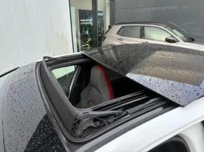 Photo 10 Volkswagen Golf  2.0 TSI 265ch GTI DSG7