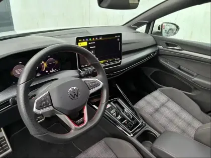 Photo 27 Volkswagen Golf  2.0 TSI 265ch GTI DSG7