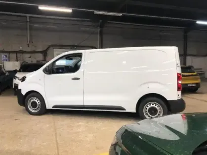 Photo 38 Peugeot Expert Gén. III Ph2 Pack Premium Connect 4