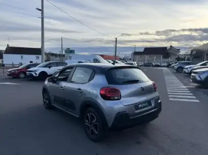 Photo 6 Citroën C3  1.2 PureTech 83ch S&S Shine