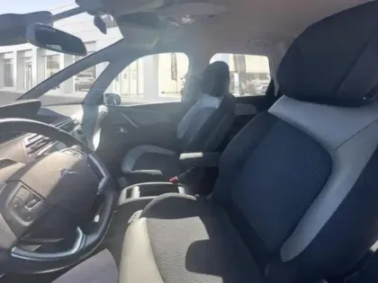 Photo 8 Citroën C4 Picasso C4 SpaceTourer BlueHDi 130ch S&S Shine EAT8 E6.d-TEMP