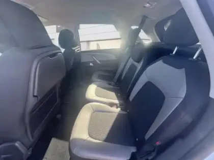 Photo 9 Citroën C4 Picasso C4 SpaceTourer BlueHDi 130ch S&S Shine EAT8 E6.d-TEMP